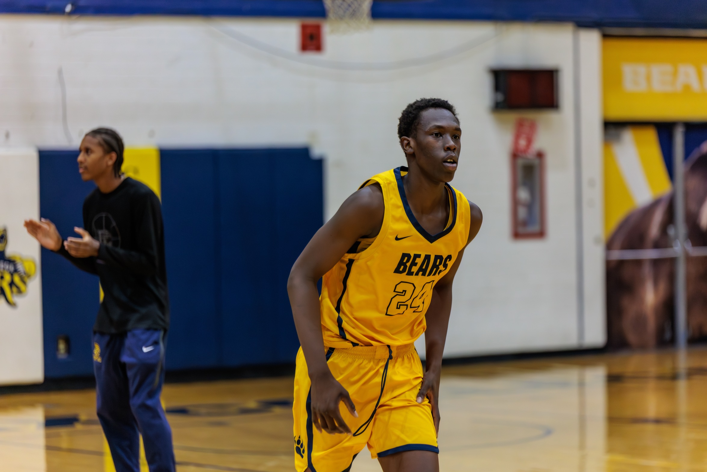 Bears Roll to Third Straight Win With Second-Half Surge